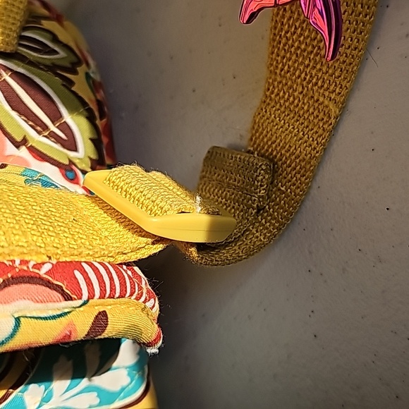 Vera Bradley Retired Provencal Yellow Floral Pattern Backpack VGUC - Picture 4 of 16